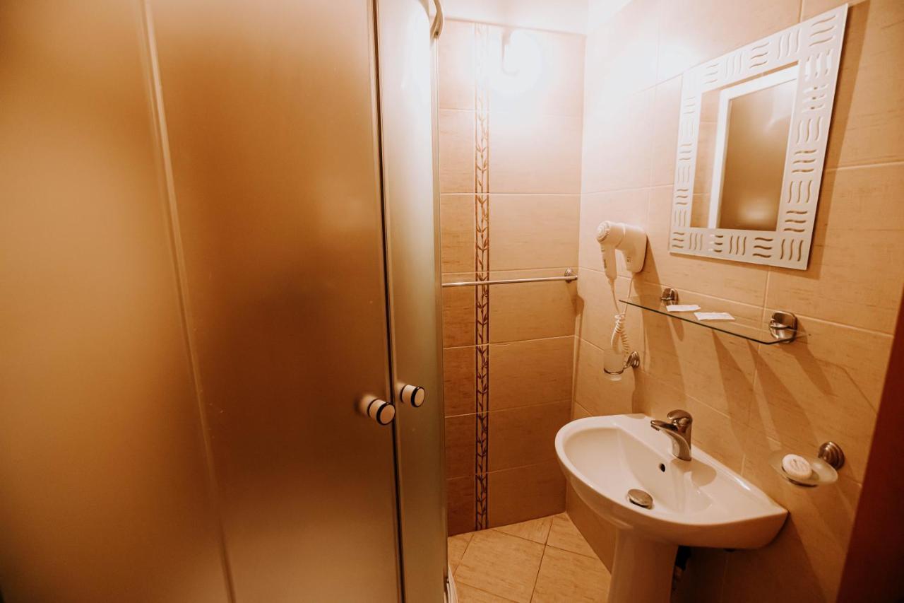 Guest House Lacul Linistit Moneasa Zewnętrze zdjęcie