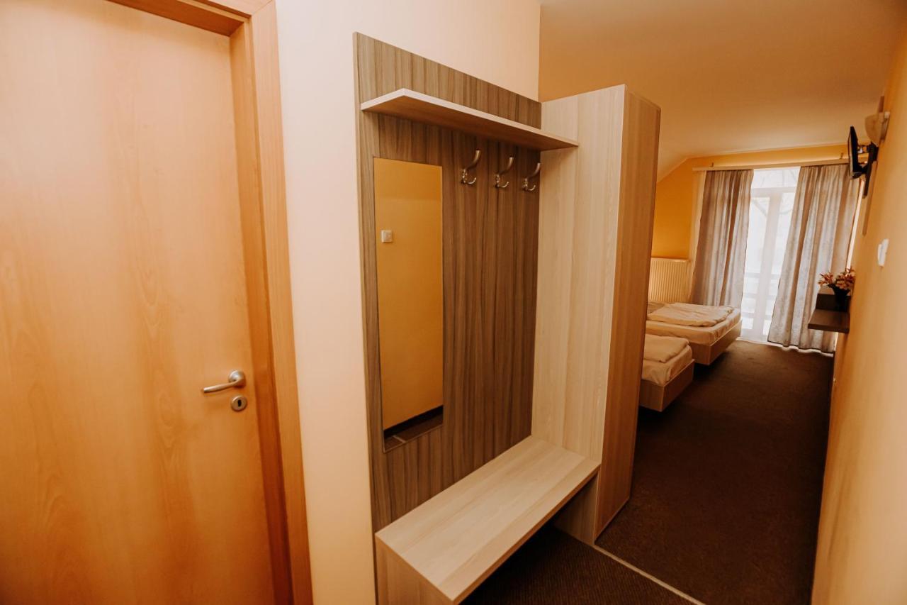 Guest House Lacul Linistit Moneasa Zewnętrze zdjęcie